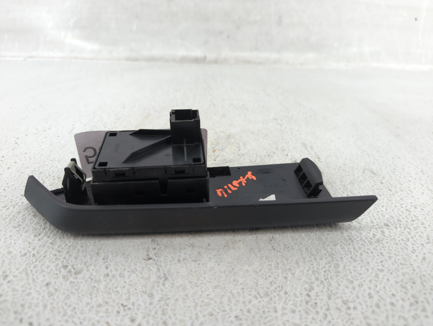 2010 Ford Mustang Passenger Right Power Window Switch - Oemusedautoparts1.com