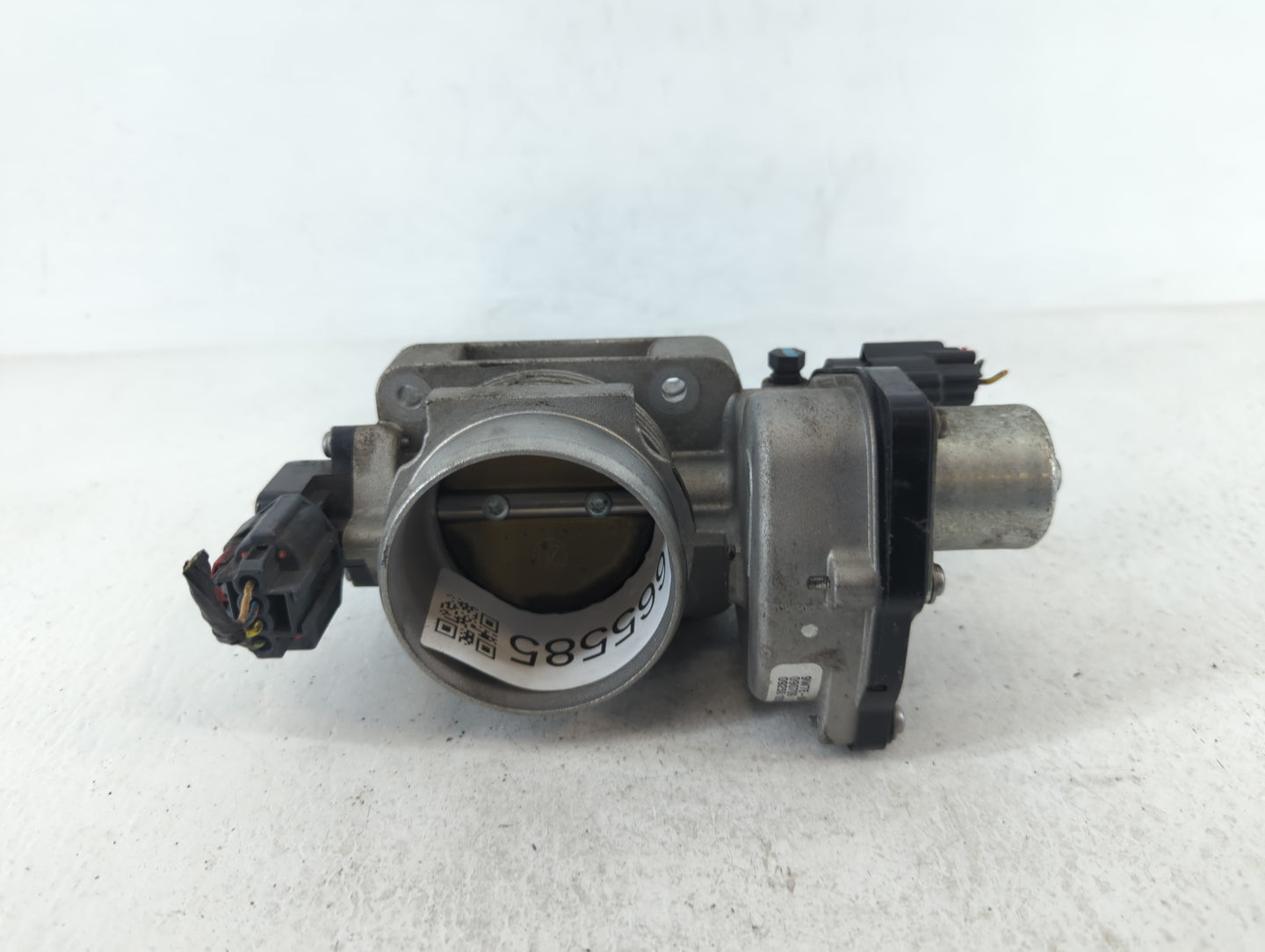 2006-2010 Ford Mustang Throttle Body P/N:09250 1005247 090709 2 Fits OEM Used Auto Parts - Oemusedautoparts1.com