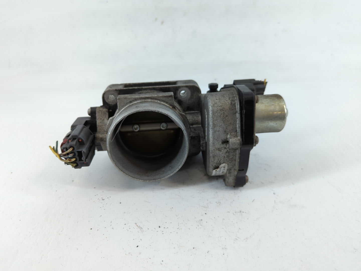 2006-2010 Ford Mustang Throttle Body P/N:031208 9W7E-AA Fits Fits 2004 2005 2006 2007 2008 2009 2010 2011 2012 2013 2014 201