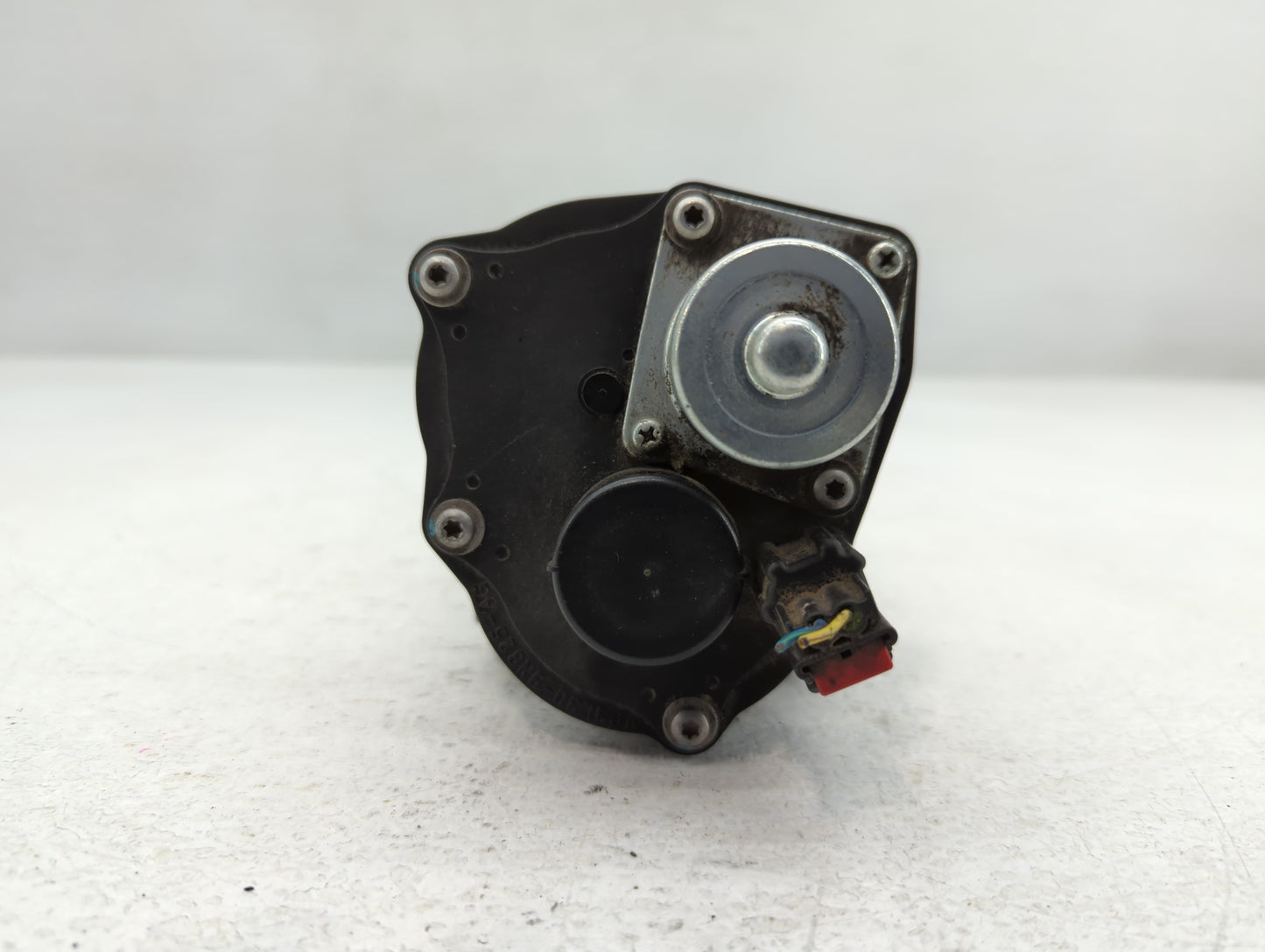 2006-2010 Ford Mustang Throttle Body P/N:100108 3 9W7E-BA Fits OEM Used Auto Parts - Oemusedautoparts1.com