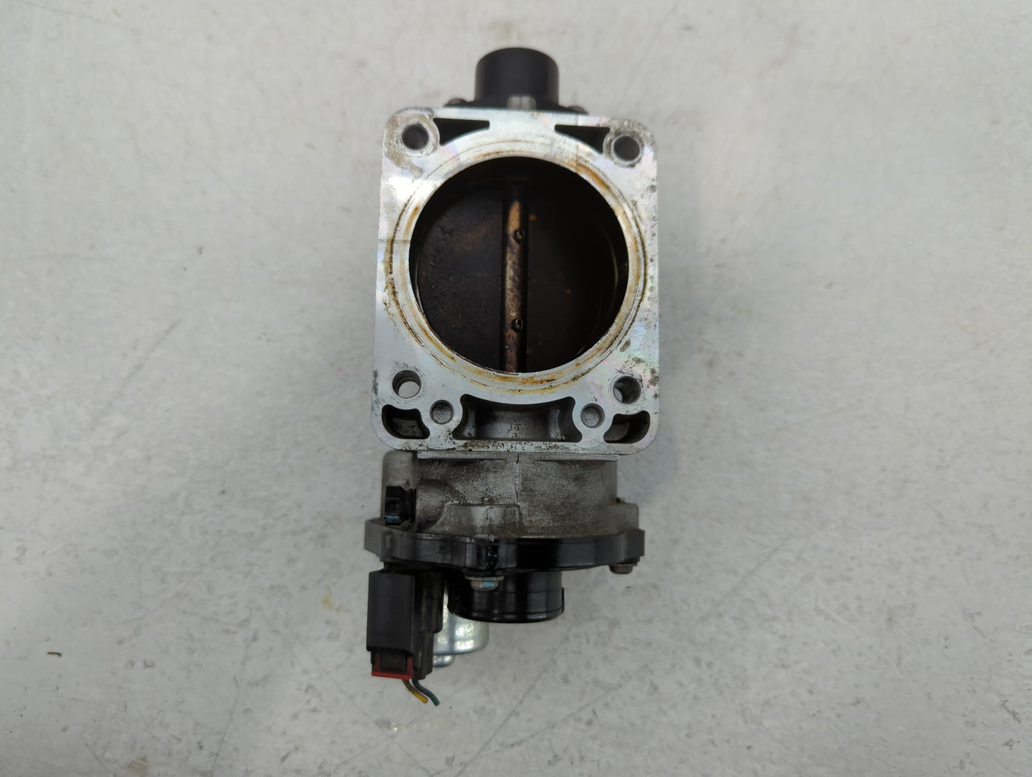 2006-2010 Ford Mustang Throttle Body P/N:100108 3 9W7E-BA Fits OEM Used Auto Parts - Oemusedautoparts1.com