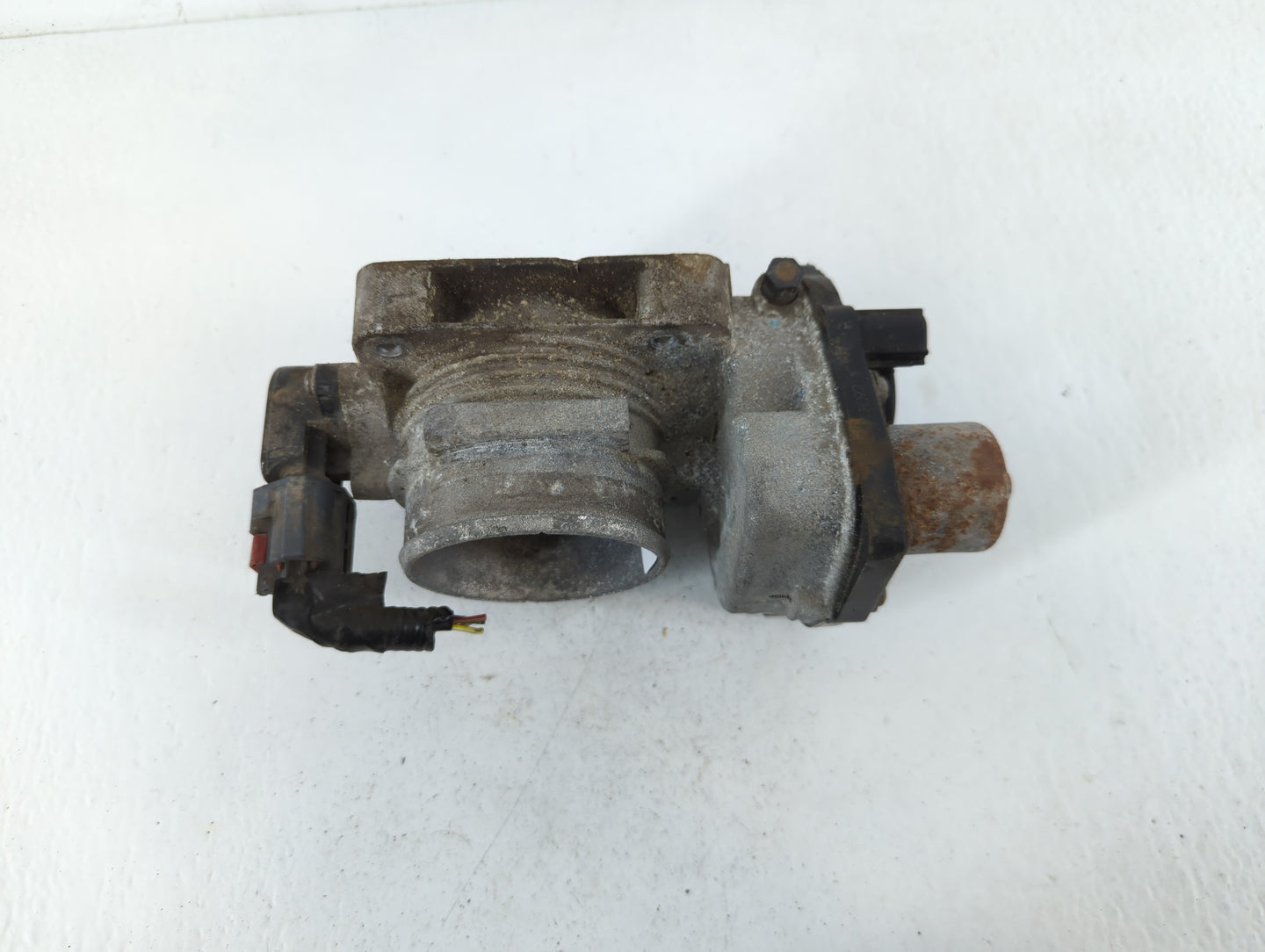2006-2010 Ford Mustang Throttle Body P/N:041808 2 EE01A 9W7E-AA Fits OEM Used Auto Parts - Oemusedautoparts1.com