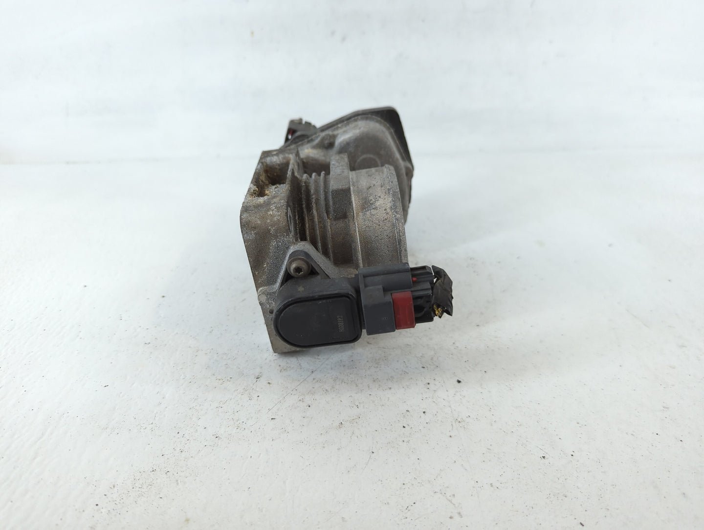 2006-2010 Ford Mustang Throttle Body P/N:EE01A Fits Fits 2004 2005 2006 2007 2008 2009 2010 2011 2012 2013 2014 2015 2016 OE