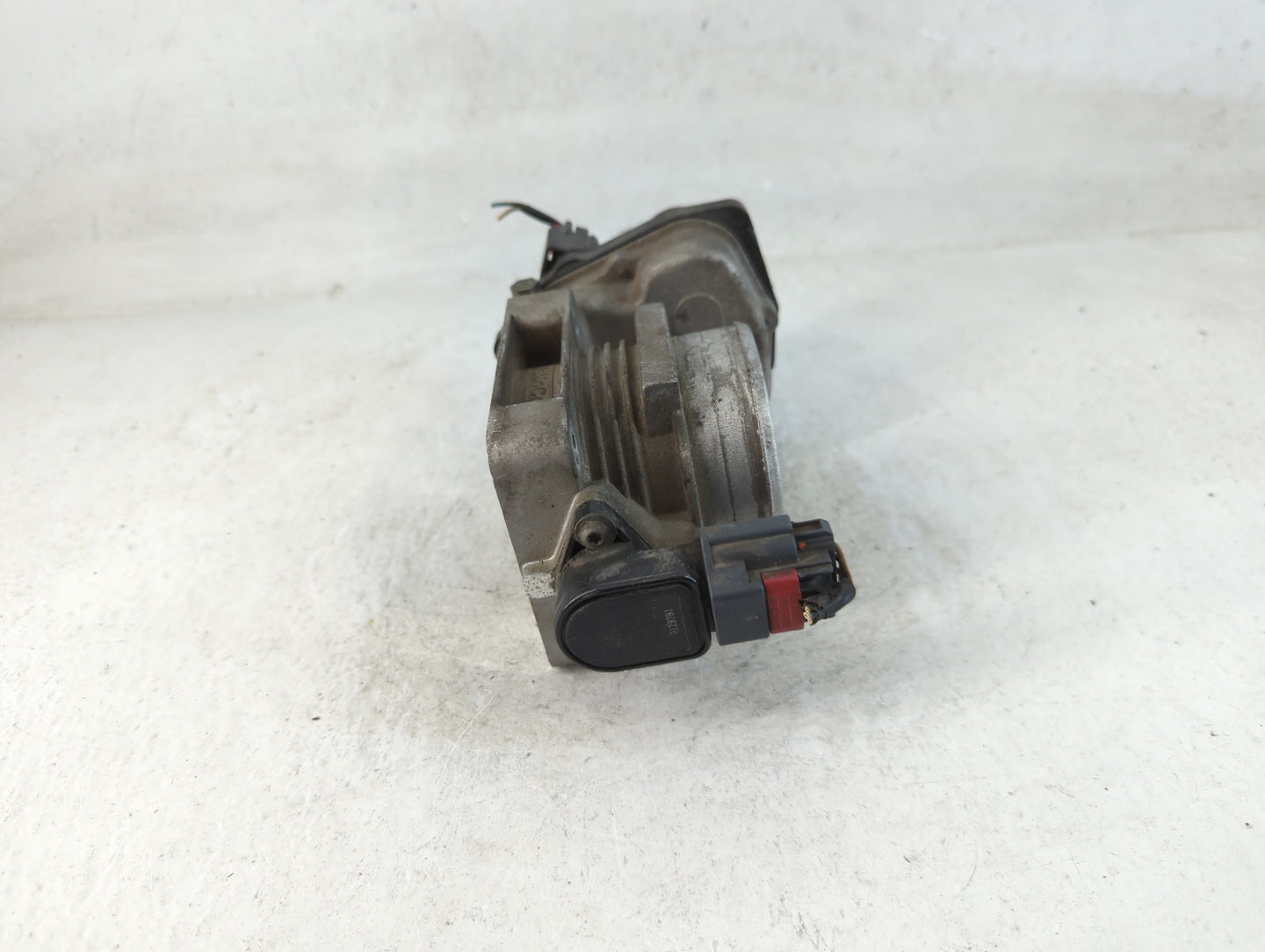 2006-2010 Ford Mustang Throttle Body P/N:070609 9W7E-BA Fits Fits 2004 2005 2006 2007 2008 2009 2010 2011 2012 2013 2014 201