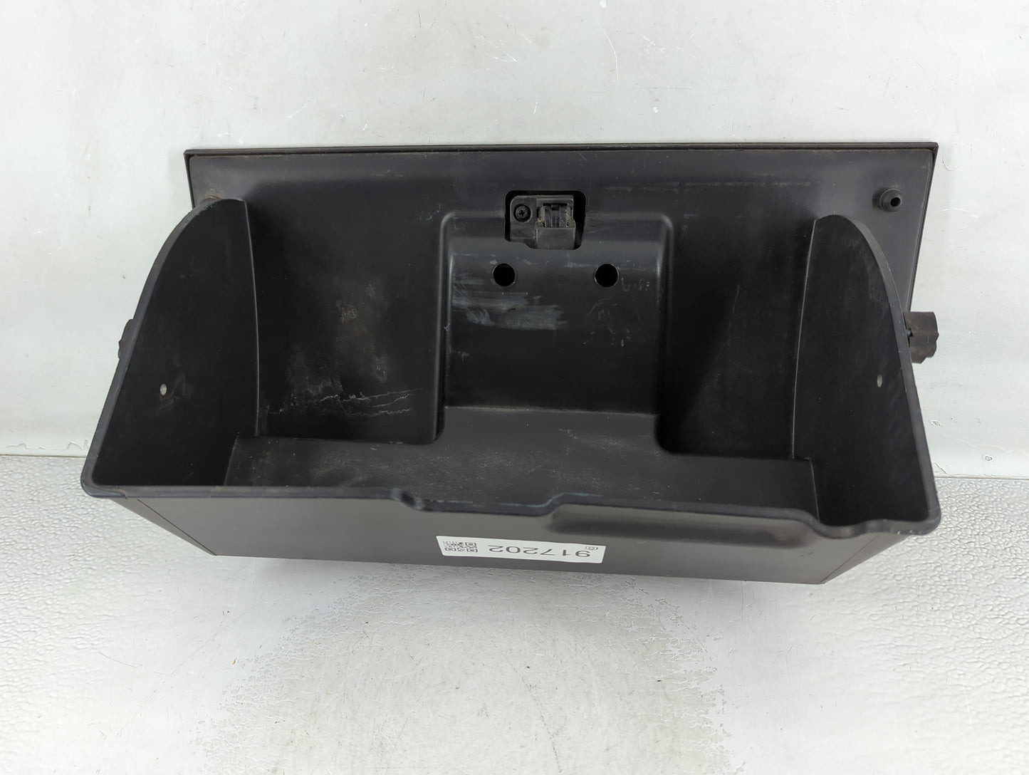 2010 Ford Mustang Passenger Glove Box Door Storage Compartment - Oemusedautoparts1.com