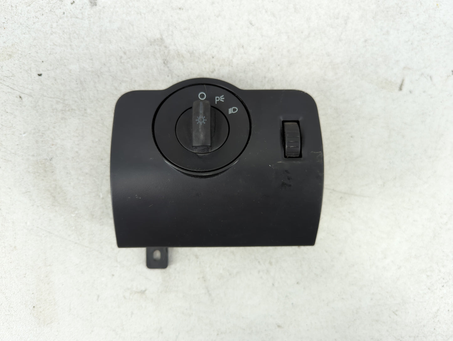 2010 Ford Mustang Headlight Lamp Control Switch - Oemusedautoparts1.com