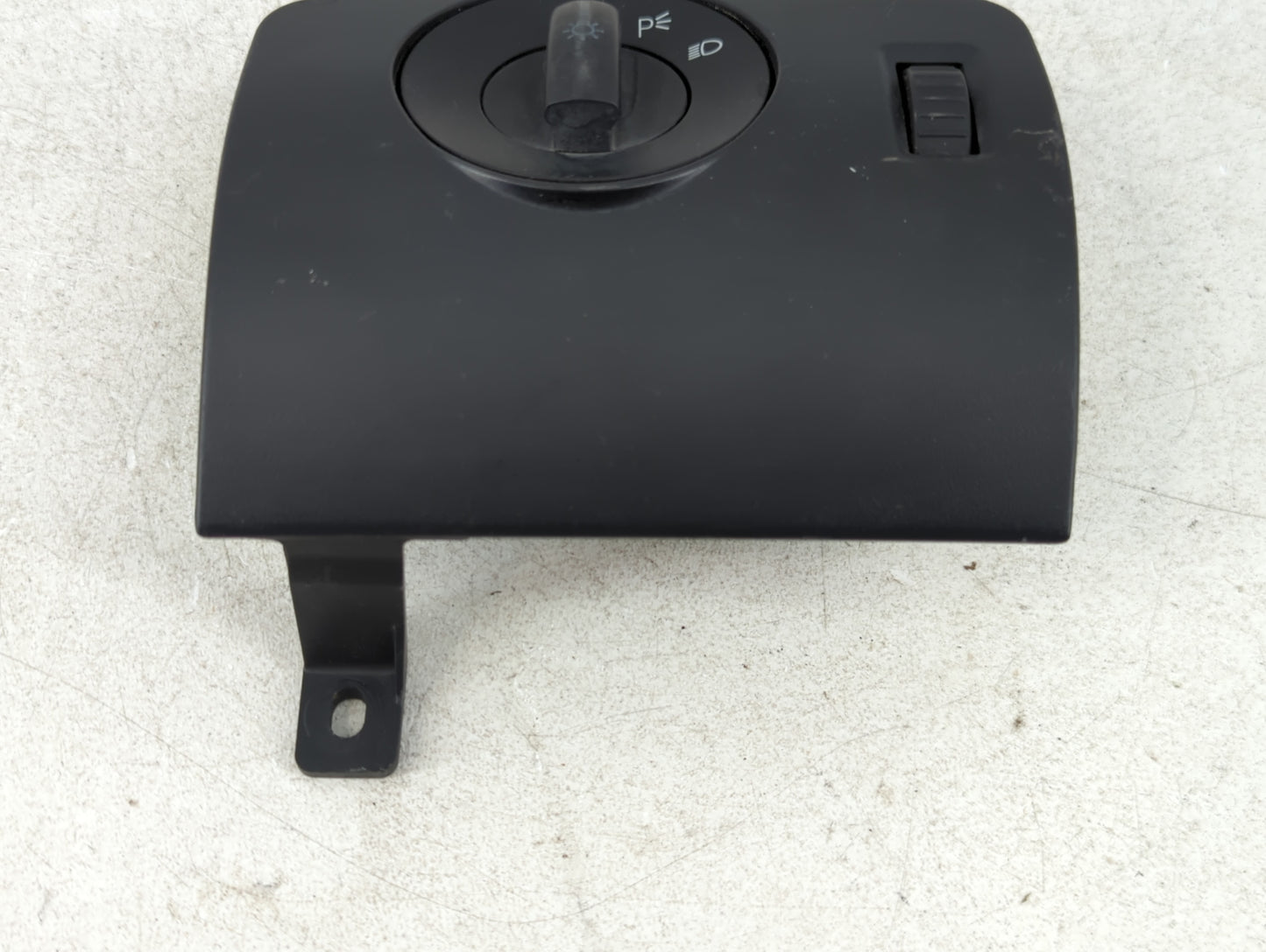2010 Ford Mustang Headlight Lamp Control Switch - Oemusedautoparts1.com