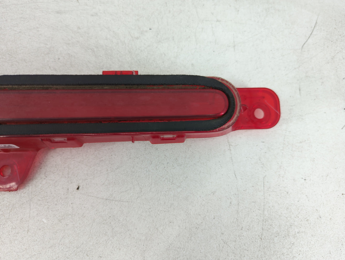 2010 Ford Mustang Third Brake Light Tail Light Fits OEM Used Auto Parts - Oemusedautoparts1.com