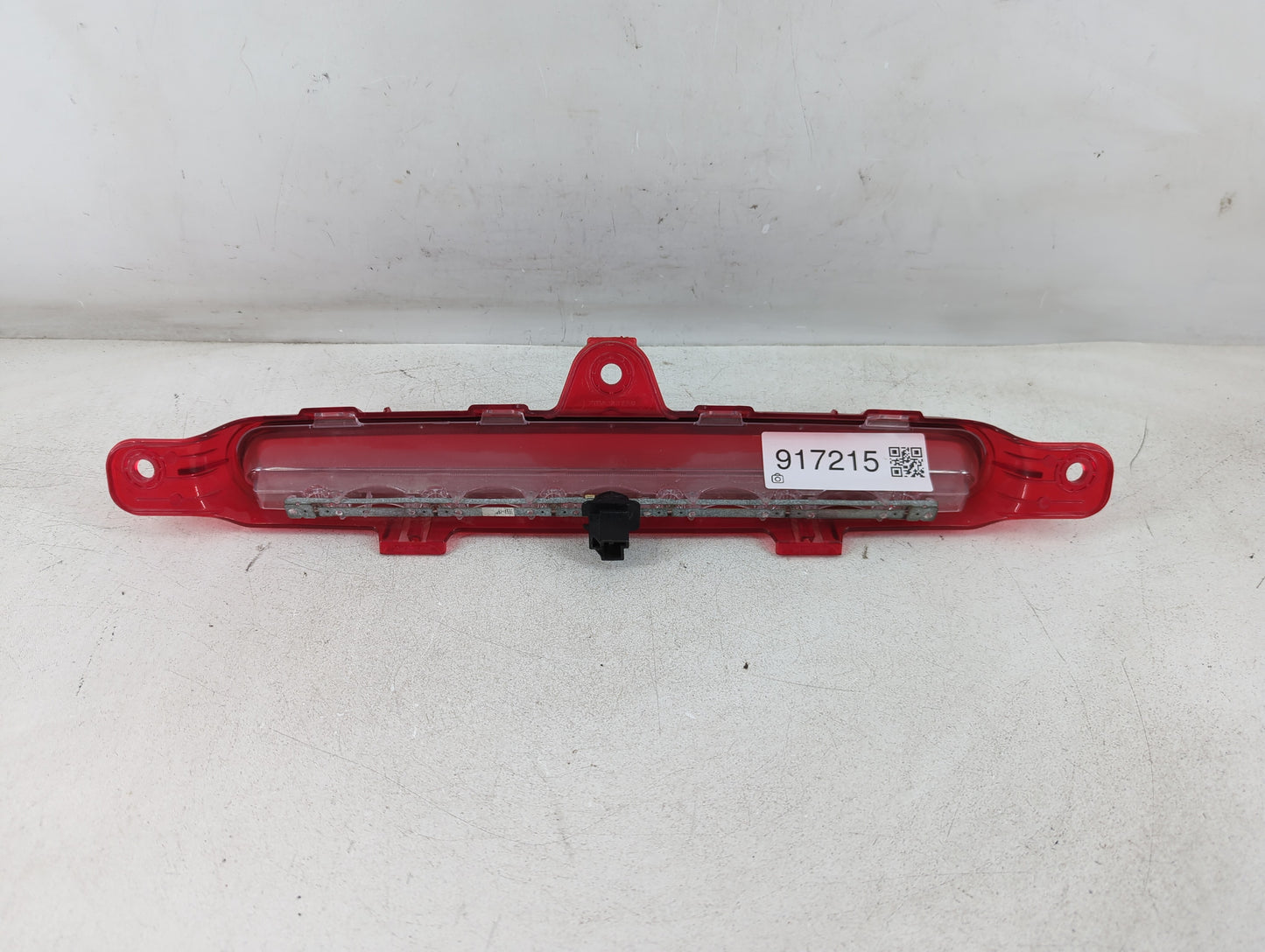 2010 Ford Mustang Third Brake Light Tail Light Fits OEM Used Auto Parts - Oemusedautoparts1.com