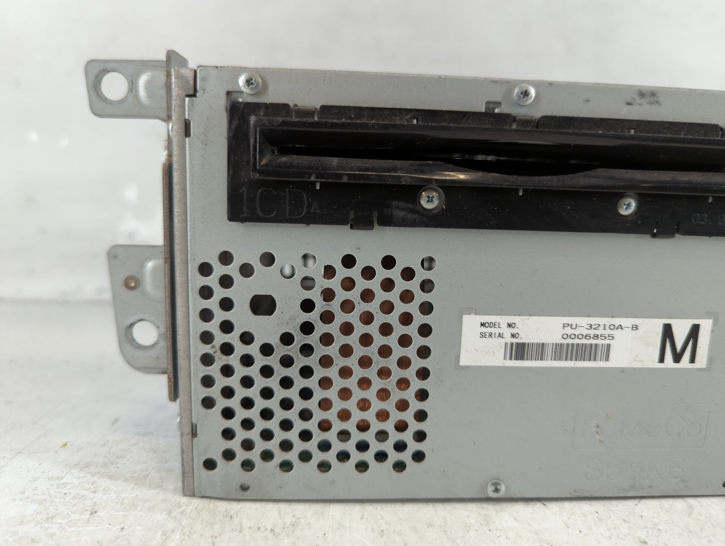 2010 Ford Mustang Radio AM FM Cd Player Receiver Replacement P/N:AR3T-19C107-BB Fits OEM Used Auto Parts - Oemusedautoparts1
