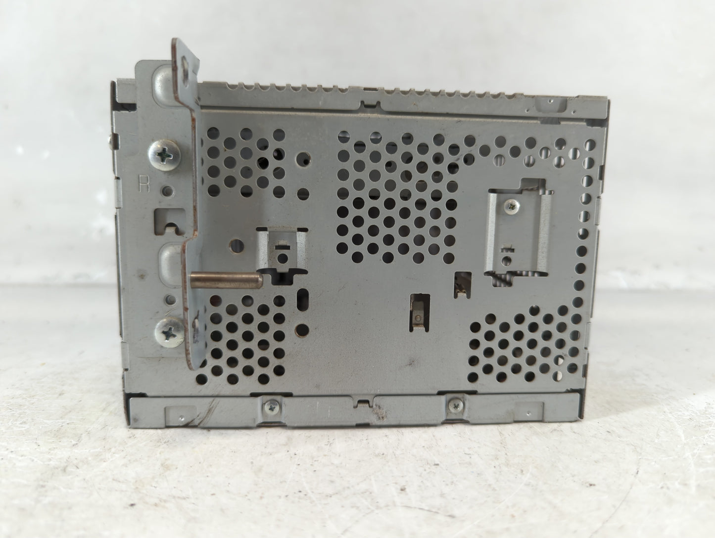 2010 Ford Mustang Radio AM FM Cd Player Receiver Replacement P/N:AR3T-19C107-BB Fits OEM Used Auto Parts - Oemusedautoparts1