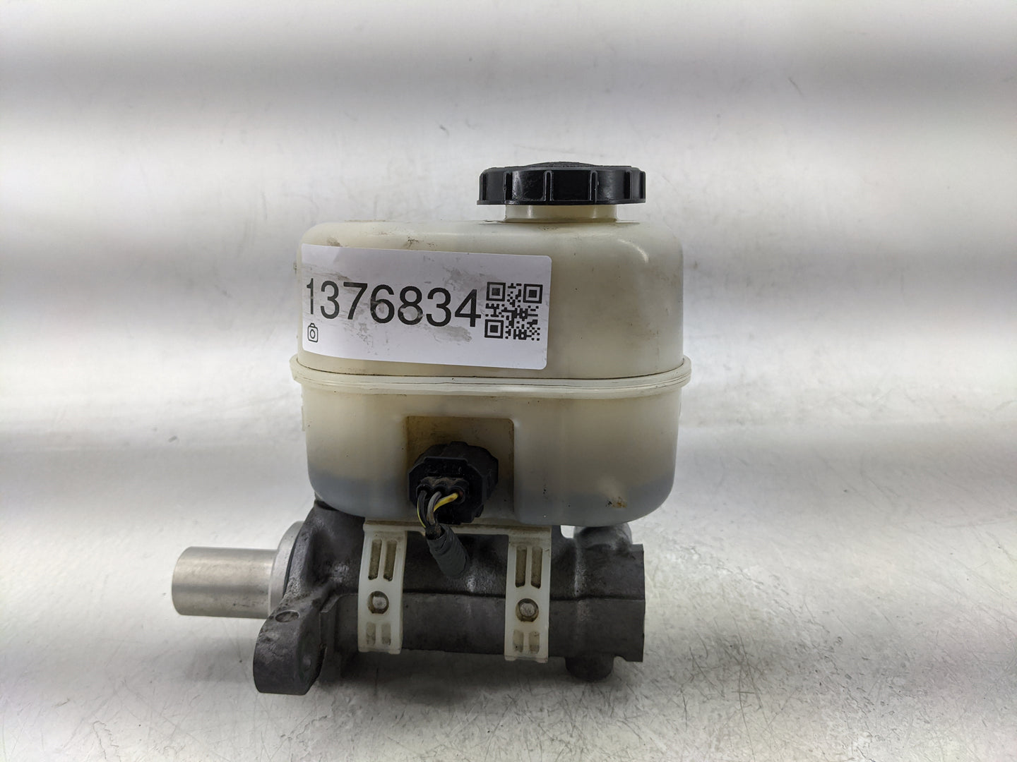 2010-2011 Ford Ranger Brake Master Cylinder - Oemusedautoparts1.com