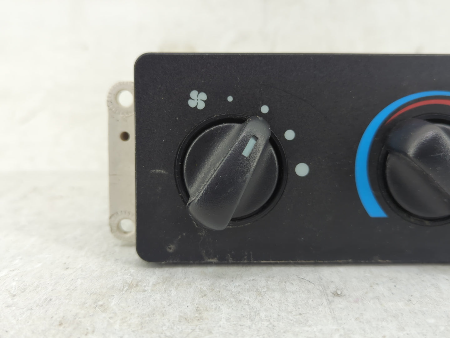 2003-2011 Ford Ranger Climate Control Module Temperature AC/Heater Replacement P/N:XL5H-19C733-BA Fits OEM Used Auto Parts -