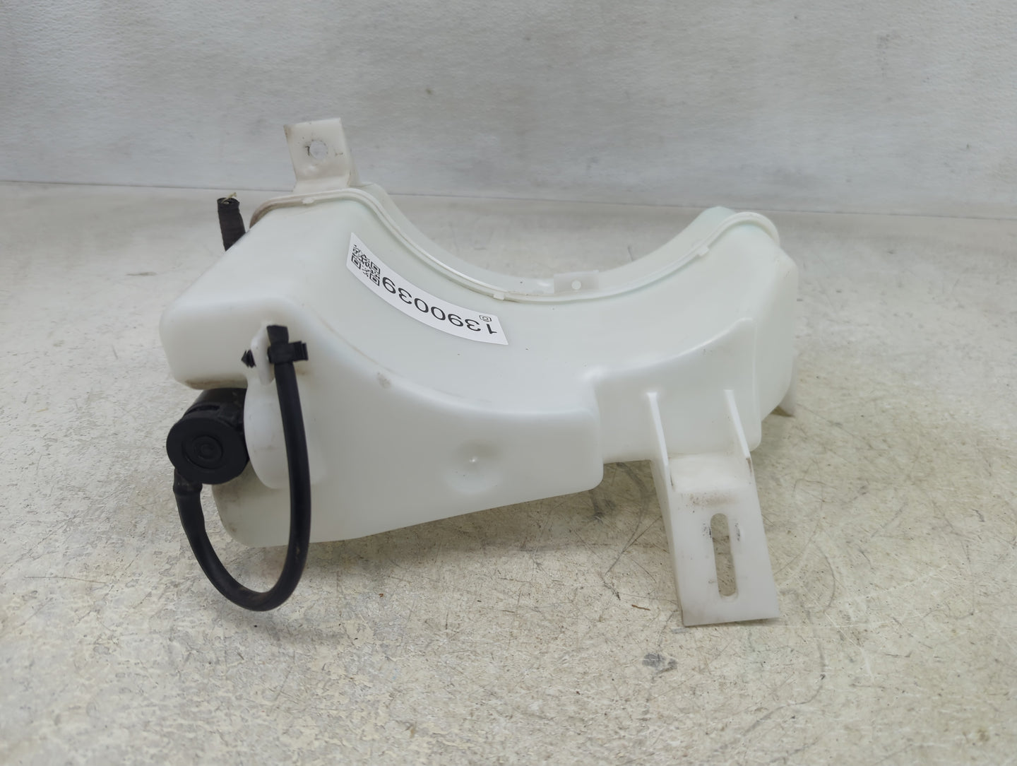 2001-2011 Ford Ranger Windshield Washer Fluid Reservoir Bottle Oem - Oemusedautoparts1.com