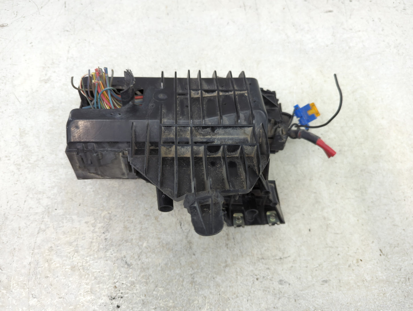 2007-2011 Ford Ranger Fusebox Fuse Box Panel Relay Module P/N:2L5T-14A075-AA Fits Fits 2007 2008 2009 2010 2011 OEM Used Aut