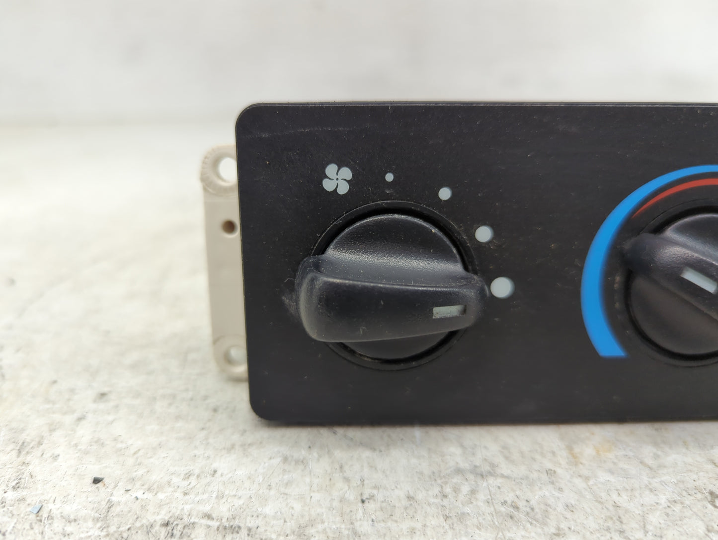2003-2011 Ford Ranger Climate Control Module Temperature AC/Heater Replacement Fits OEM Used Auto Parts - Oemusedautoparts1.
