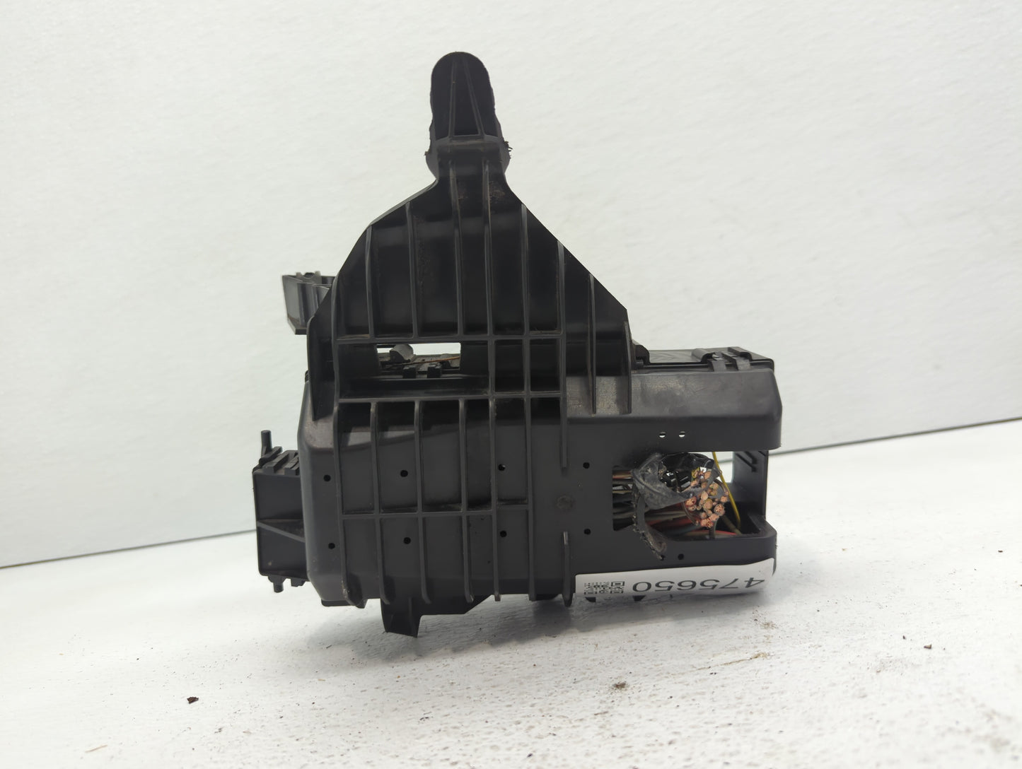 2007-2011 Ford Ranger Fusebox Fuse Box Panel Relay Module P/N:2L5T-14A075-AA 7L5T-14A254-AA Fits Fits 2007 2008 2009 2010 20