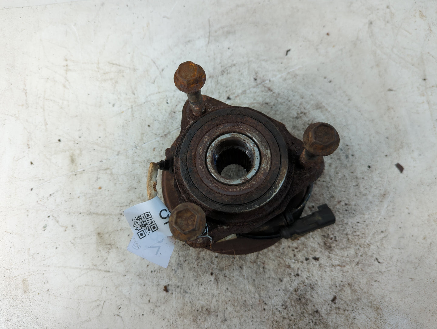 2010-2011 Ford Ranger Driver Front Wheel Hub Oem - Oemusedautoparts1.com