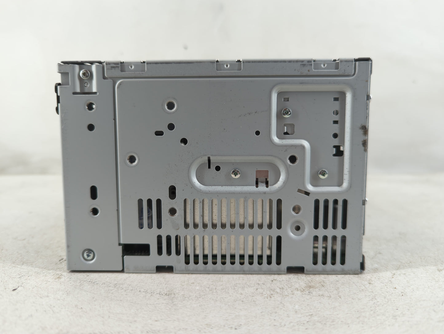 2010 Ford Taurus Radio AM FM Cd Player Receiver Replacement P/N:AG1T-19C157-AG Fits OEM Used Auto Parts - Oemusedautoparts1.