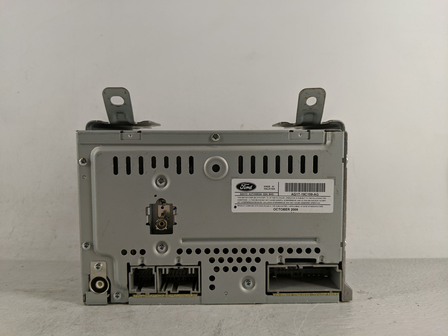 2010 Ford Taurus Radio AM FM Cd Player Receiver Replacement P/N:AG1T-19C159-AG Fits OEM Used Auto Parts - Oemusedautoparts1.