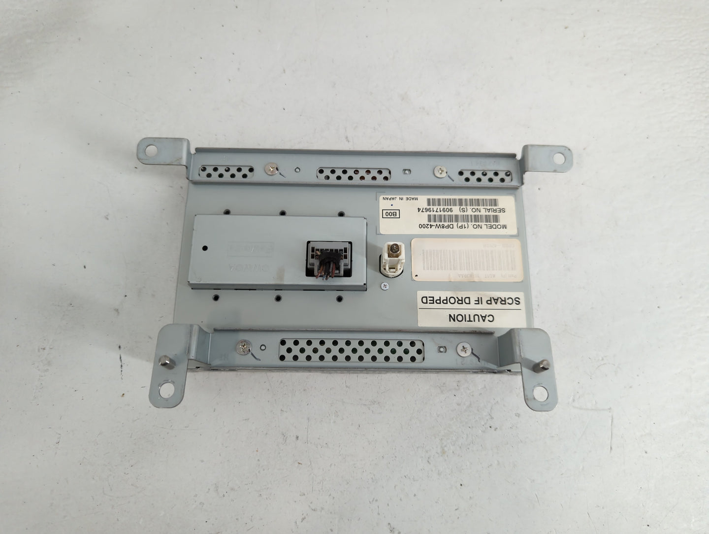 2010 Ford Taurus Radio AM FM Cd Player Receiver Replacement Fits OEM Used Auto Parts - Oemusedautoparts1.com