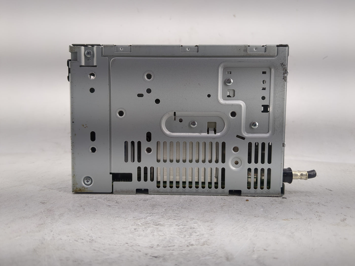 2010 Ford Taurus Radio AM FM Cd Player Receiver Replacement P/N:AG1T-19C157-AF Fits OEM Used Auto Parts - Oemusedautoparts1.