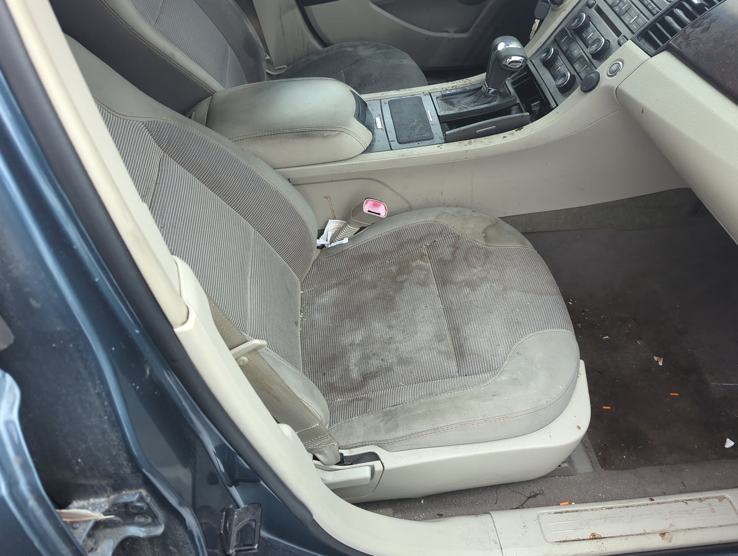 2010-2012 Ford Taurus Passenger Front Seat Oem 1352796 - Oemusedautoparts1.com
