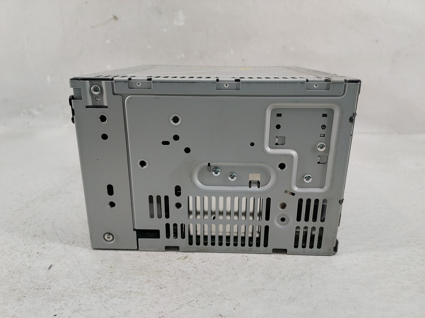 2010 Ford Taurus Radio AM FM Cd Player Receiver Replacement P/N:AG1T-19C159-AF Fits OEM Used Auto Parts - Oemusedautoparts1.