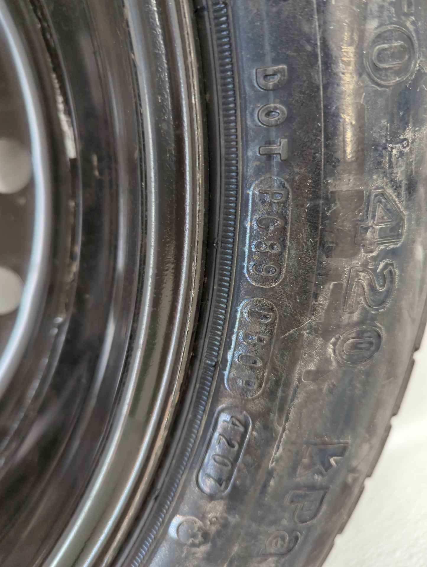 2008-2019 Ford Taurus Spare Donut Tire Wheel Rim Oem - Oemusedautoparts1.com