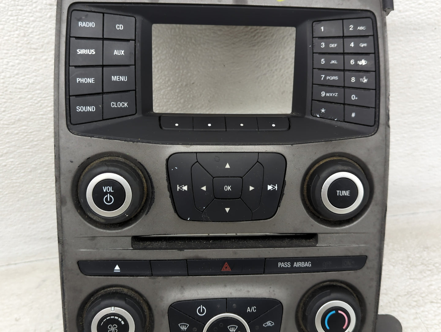 2010-2012 Ford Taurus Radio AM FM Cd Player Receiver Replacement P/N:EG1T-18A802-FB Fits Fits 2010 2011 2012 OEM Used Auto P