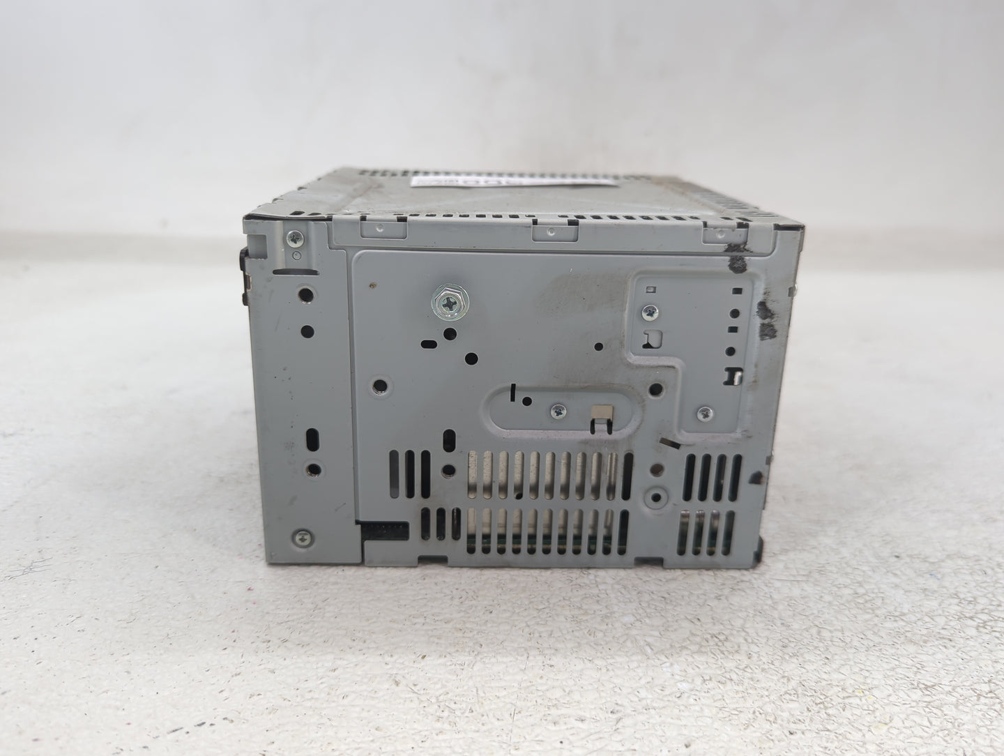 2010 Ford Taurus Radio AM FM Cd Player Receiver Replacement P/N:AG1T-19C157-AF Fits OEM Used Auto Parts - Oemusedautoparts1.