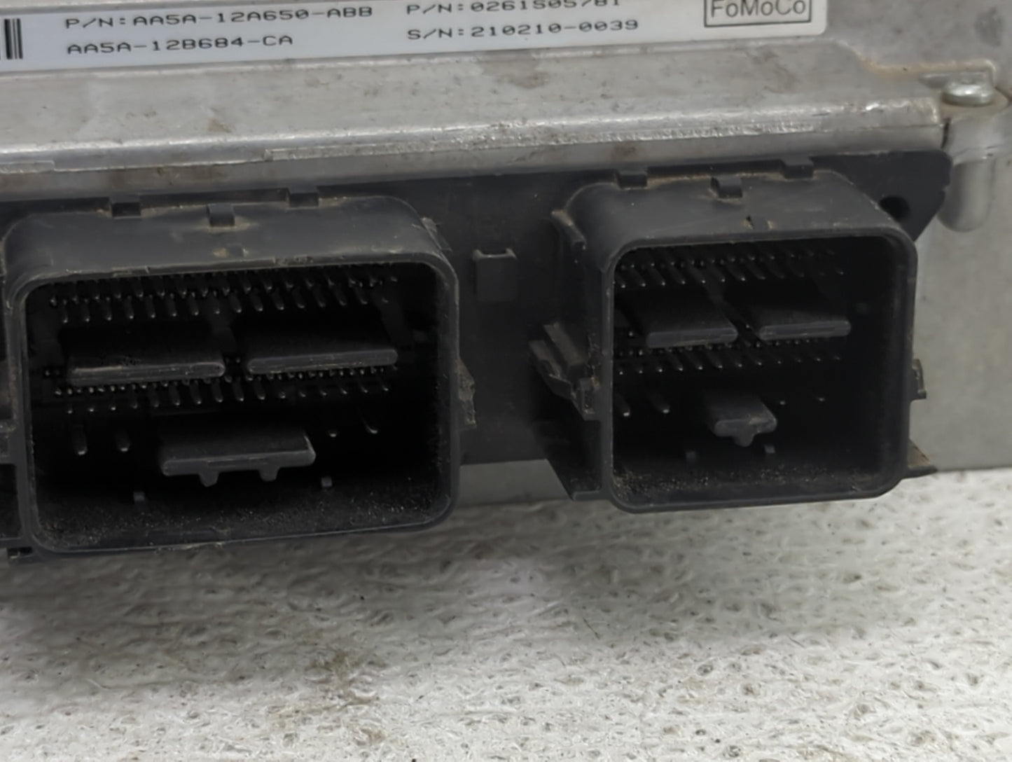 2010 Ford Taurus PCM Engine Control Computer ECU ECM PCU OEM P/N:AA5A-12A650-ABB, AA5A-12B684-CA, 0261S05781 Fits OEM Used A