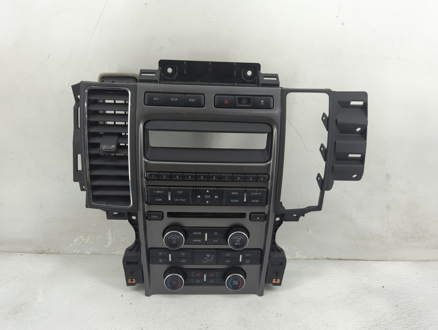 2010 Ford Taurus Climate Control Module Temperature AC/Heater Replacement P/N:AG1T-18A802-DB Fits OEM Used Auto Parts - Oemu