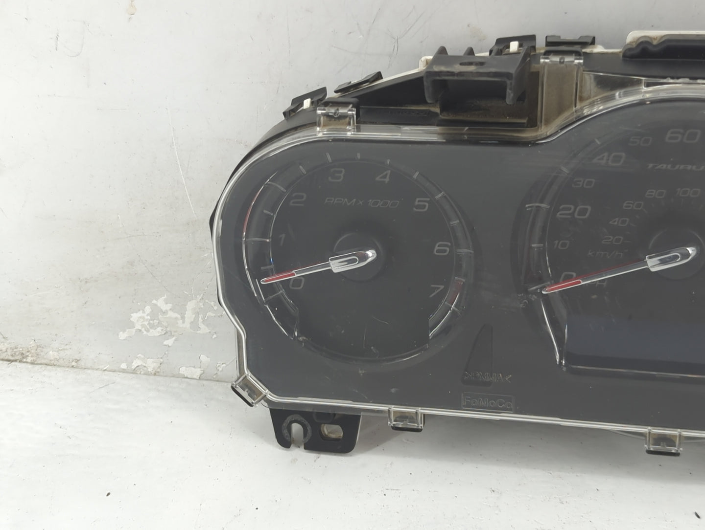 2010 Ford Taurus Instrument Cluster Speedometer Gauges P/N:AG1T-10849-NB MX157550-3732, AG1T-10B935-AA Fits OEM Used Auto Pa