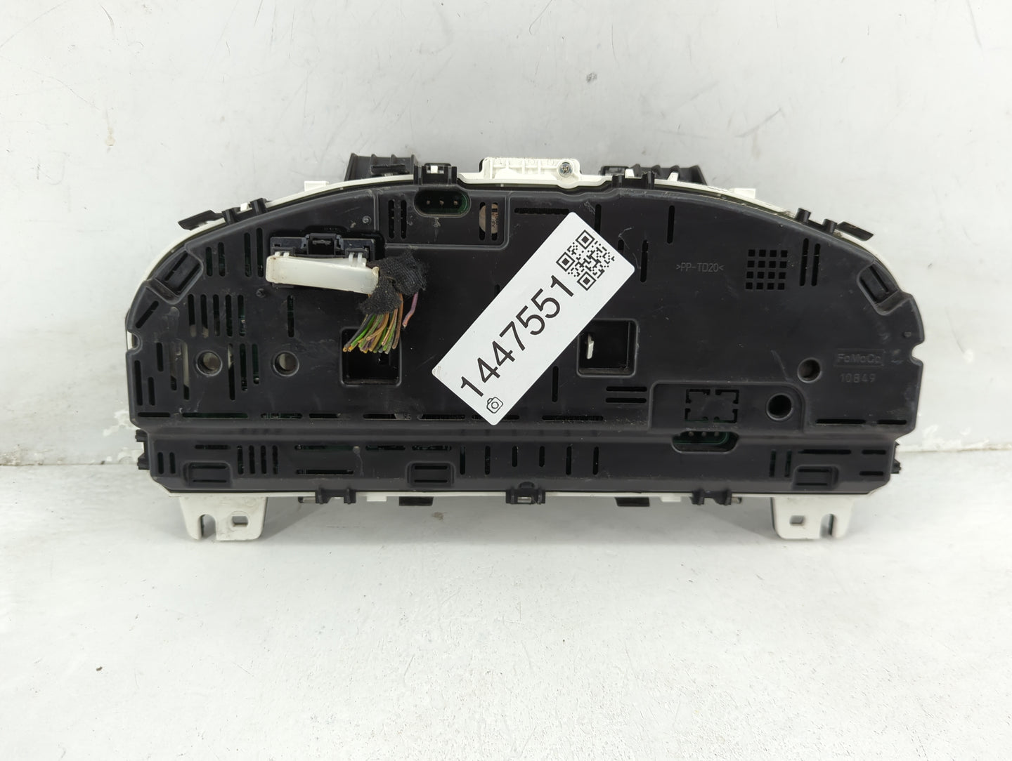 2010 Ford Taurus Instrument Cluster Speedometer Gauges P/N:AG1T-10849-NB MX157550-3732, AG1T-10B885-AA Fits OEM Used Auto Pa