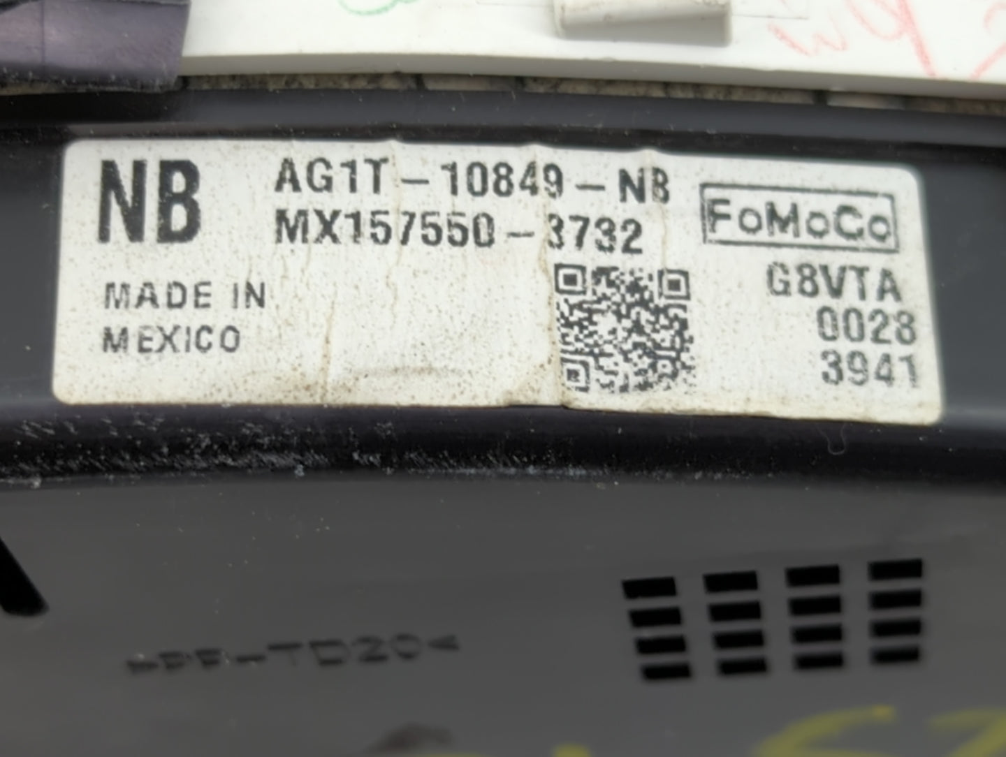 2010 Ford Taurus Instrument Cluster Speedometer Gauges P/N:AG1T-10849-NB MX157550-3732, AG1T-10B885-AA Miles: Fits OEM Used 