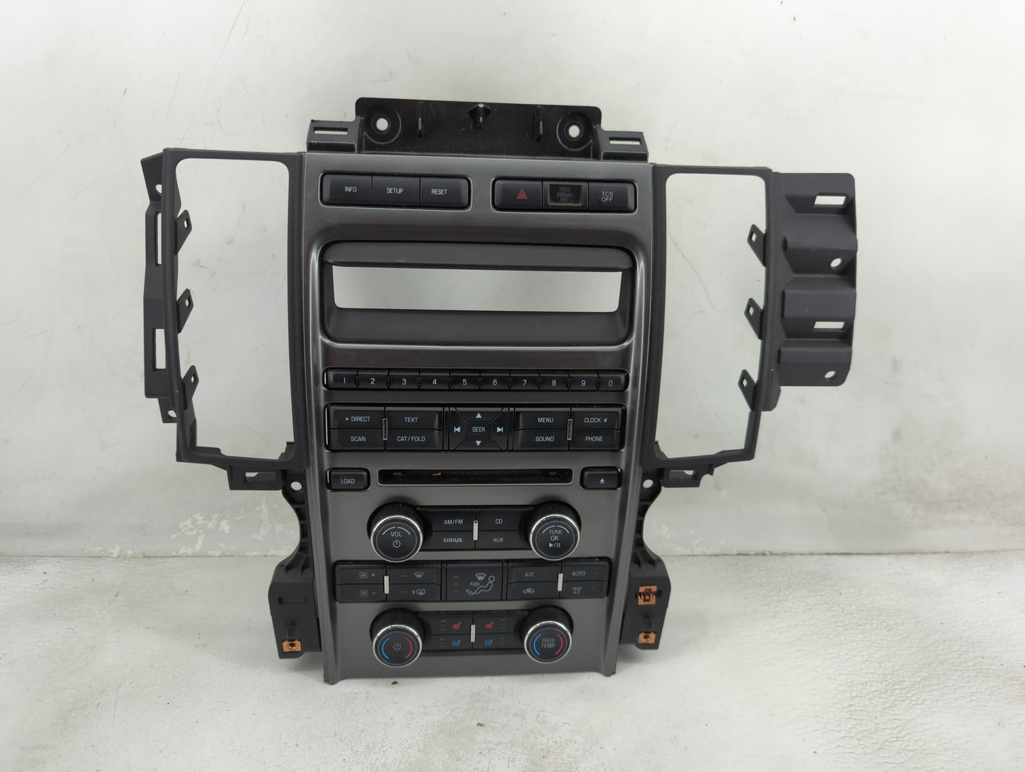 2010-2012 Ford Taurus Radio AM FM Cd Player Receiver Replacement P/N:AG1T-18A802-DB Fits Fits 2010 2011 2012 OEM Used Auto P