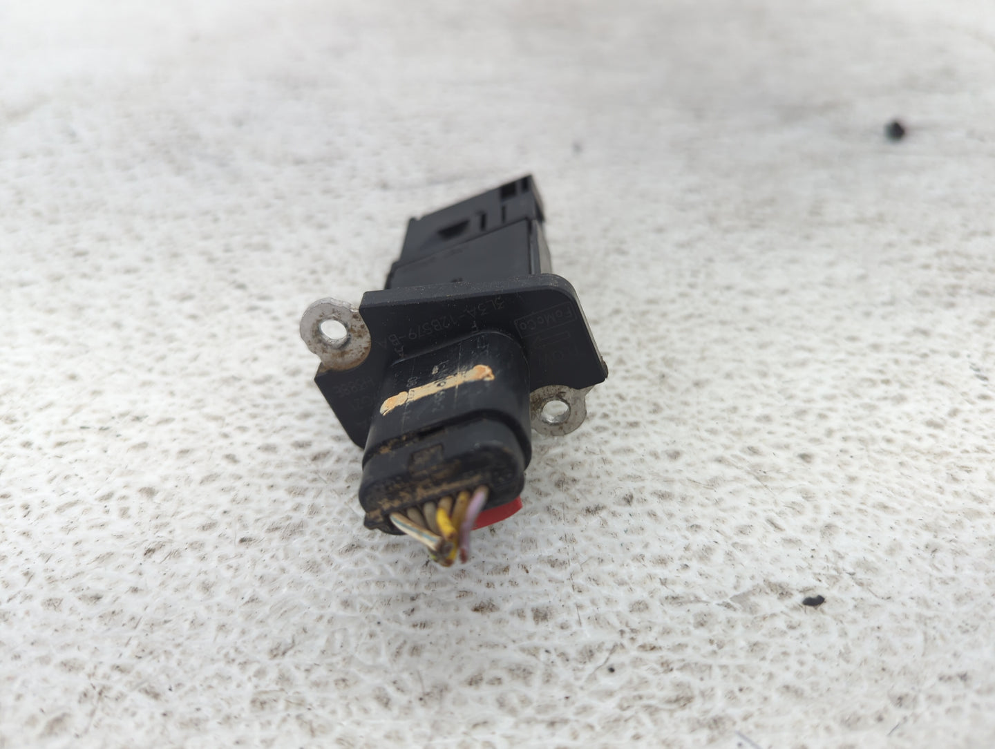 2008-2012 Ford Taurus Mass Air Flow Meter Maf 1487825 - Oemusedautoparts1.com