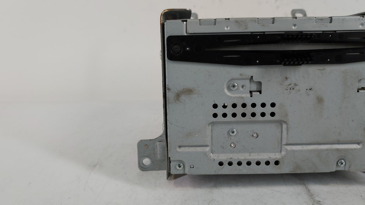 2010-2010 Ford Taurus Am Fm Cd Player Radio Receiver 267800 - Oemusedautoparts1.com