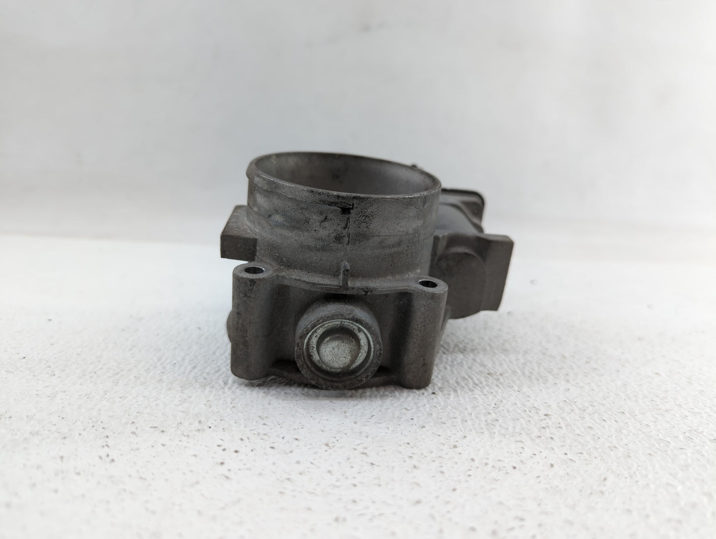 2008-2012 Ford Taurus Throttle Body P/N:7T4E-9F991-FA 7T4E-9F991-GA Fits Fits 2007 2008 2009 2010 2011 2012 2013 2014 OEM Us