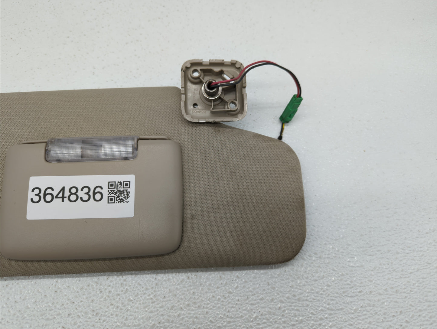 2010-2011 Ford Taurus Sun Visor Shade Replacement Passenger Right Mirror Fits Fits 2010 2011 OEM Used Auto Parts - Oemusedau