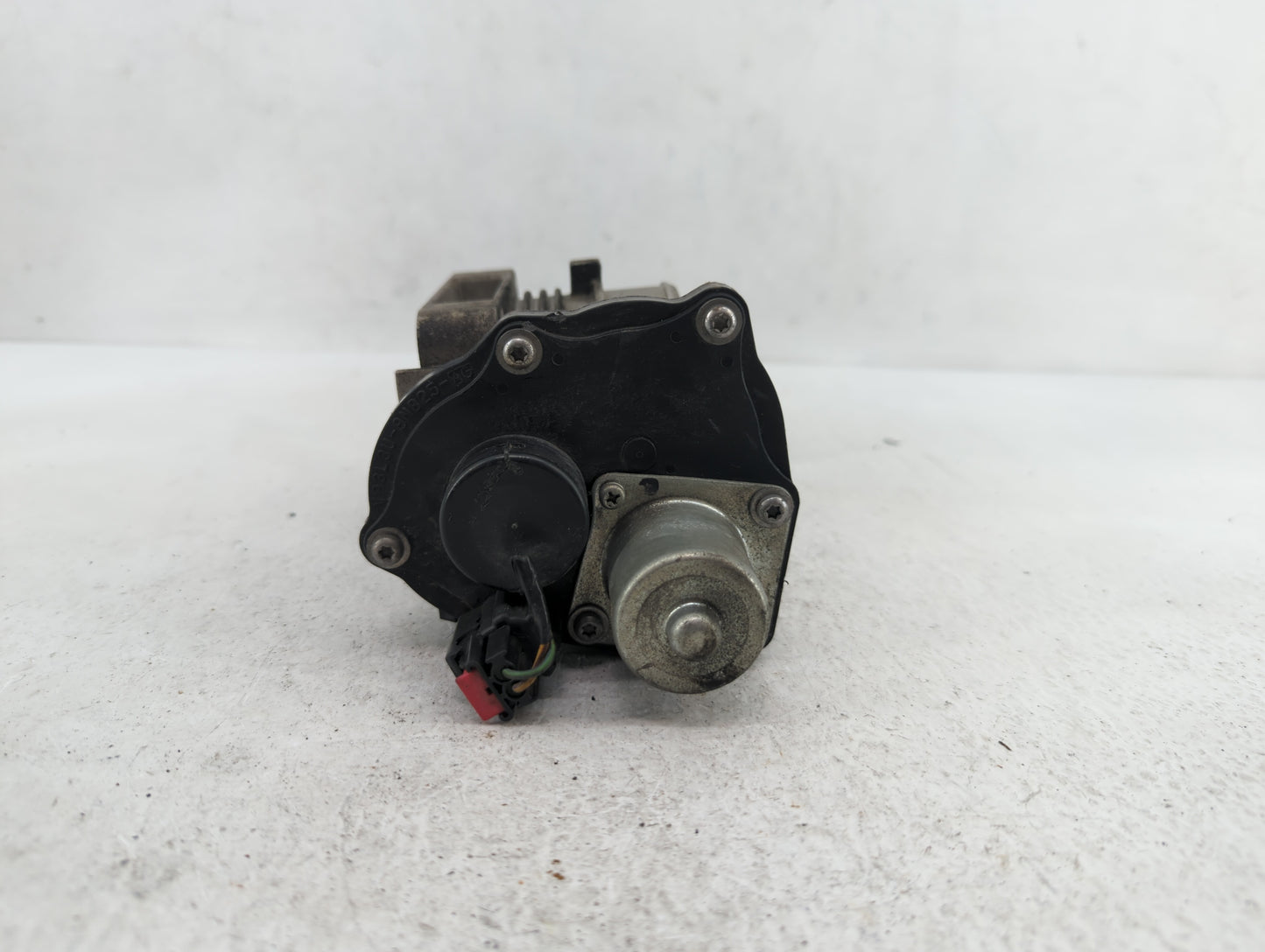 2010-2018 Ford Taurus Throttle Body P/N:AA5E-AA AA5E-BA, AA5E-9F991-BB Fits Fits 2010 2011 2012 2013 2014 2015 2016 2017 201