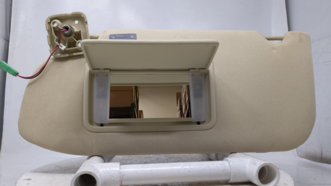 2010 Ford Taurus Sun Visor Shade Replacement Driver Left Mirror Fits OEM Used Auto Parts - Oemusedautoparts1.com