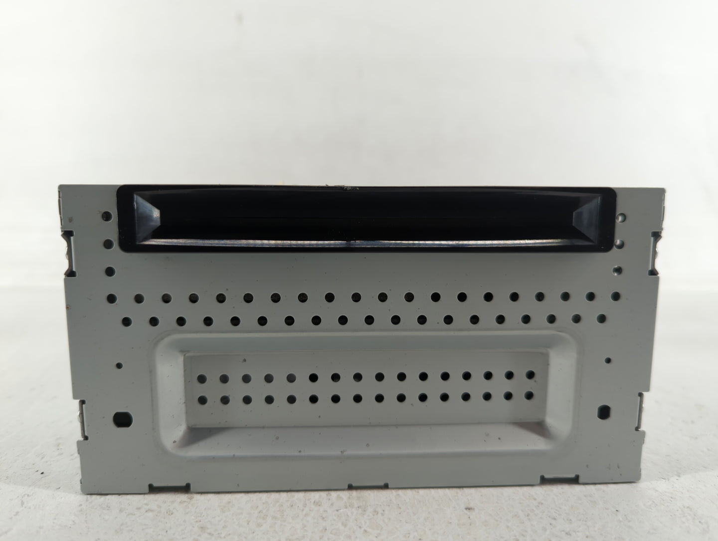 2010-2010 Ford Taurus Am Fm Cd Player Radio Receiver - Oemusedautoparts1.com