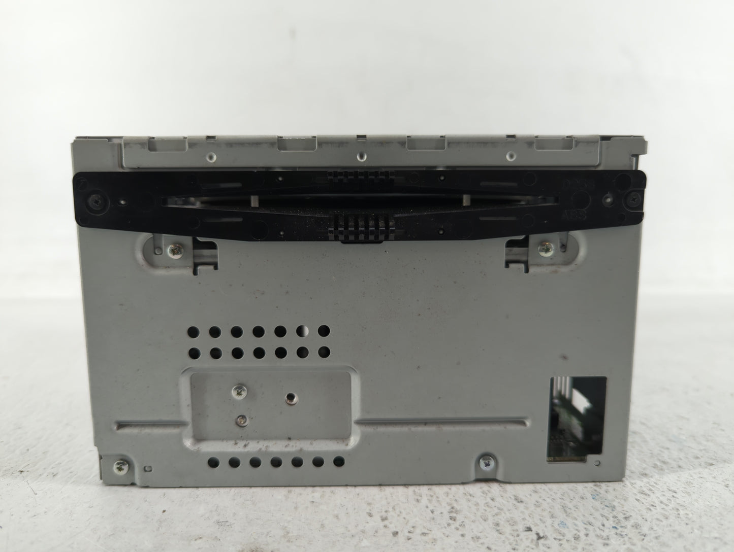 2010-2010 Ford Taurus Am Fm Cd Player Radio Receiver - Oemusedautoparts1.com