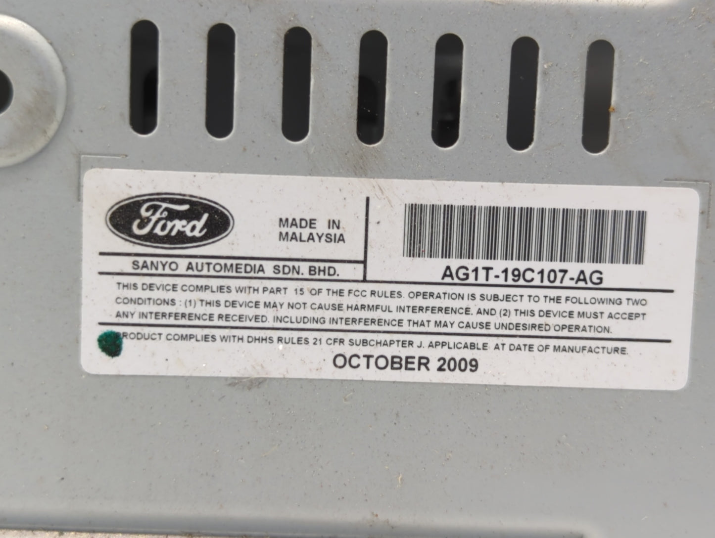 2010-2010 Ford Taurus Am Fm Cd Player Radio Receiver - Oemusedautoparts1.com