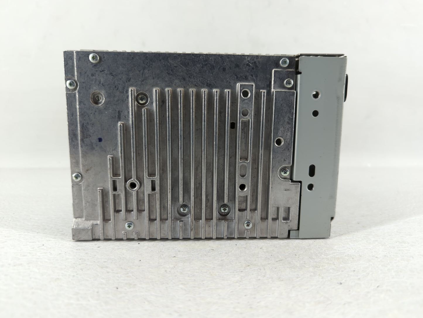 2010-2010 Ford Taurus Am Fm Cd Player Radio Receiver - Oemusedautoparts1.com
