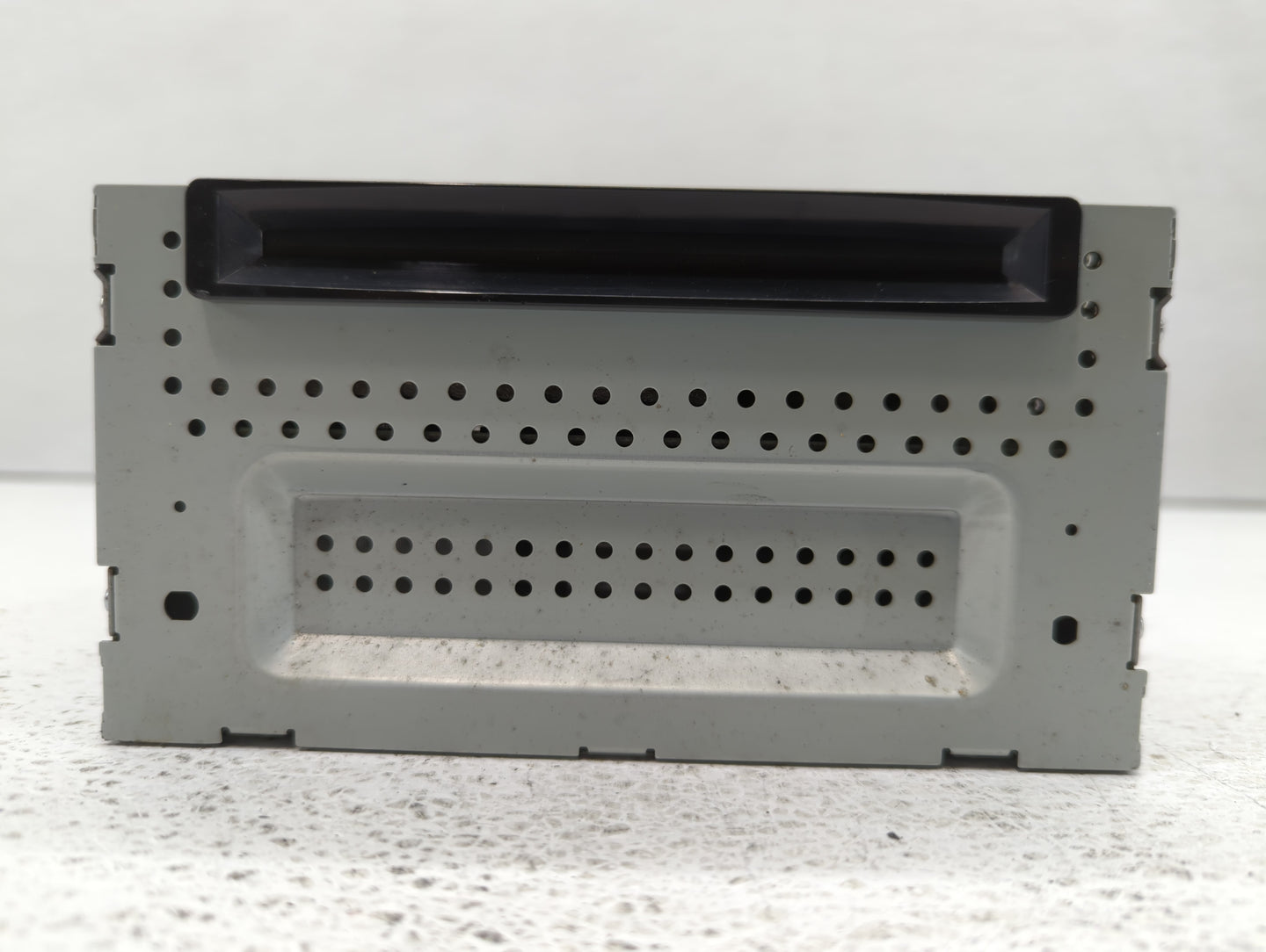 2010 Ford Taurus Radio AM FM Cd Player Receiver Replacement P/N:NAU-4204 AG1T-19C156-AF Fits OEM Used Auto Parts - Oemusedau