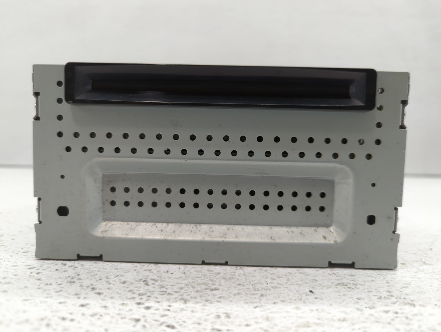 2010 Ford Taurus Radio AM FM Cd Player Receiver Replacement P/N:NAU-4204 AG1T-19C156-AF Fits OEM Used Auto Parts - Oemusedau