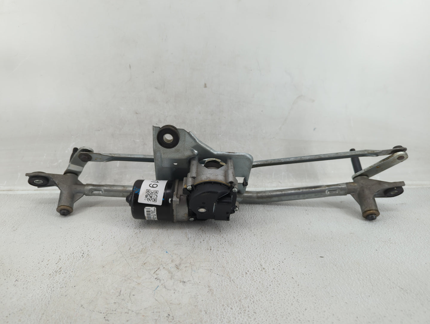 2008-2012 Ford Taurus Front Windshield Wiper Motor P/N:W000029156 Fits Fits 2008 2009 2010 2011 2012 OEM Used Auto Parts - O